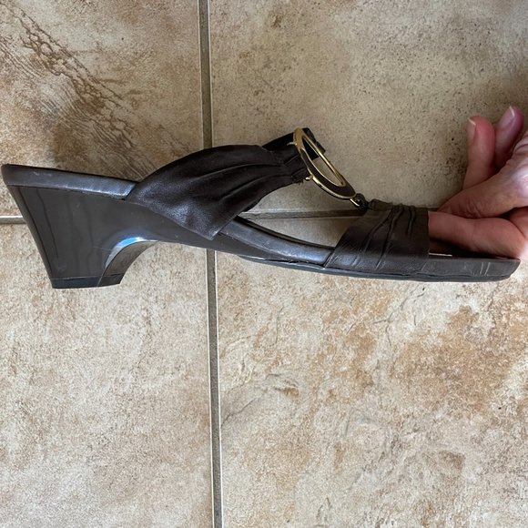 Brown sandal slides with gold tone detail. - Picture 2 of 4